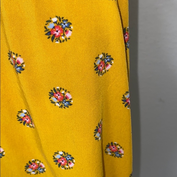 Old Navy Yellow Floral Dress - Picture 7 of 7